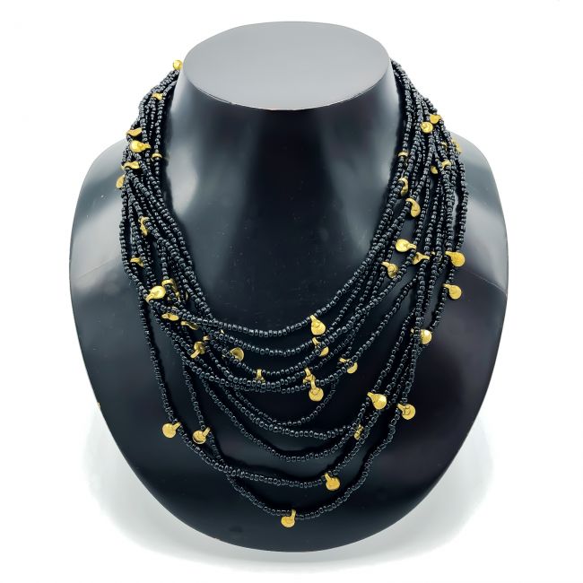 Kurze Kette schwarze Glasperlen mit Messing