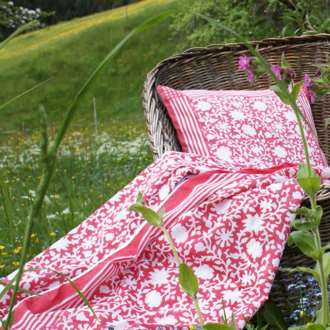 Die passenden Kissen gibt es auch dazu.