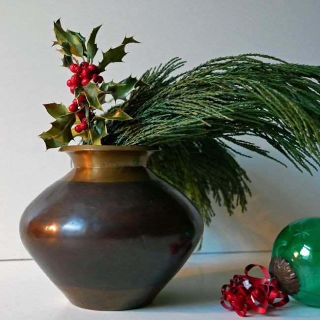 Antike Vase aus Messing V4